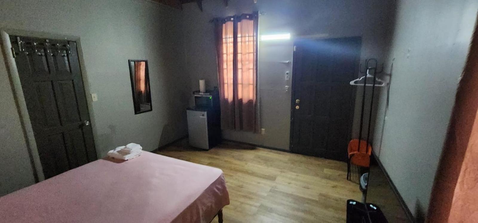Jj Guest House Branns Hamlet Ngoại thất bức ảnh
